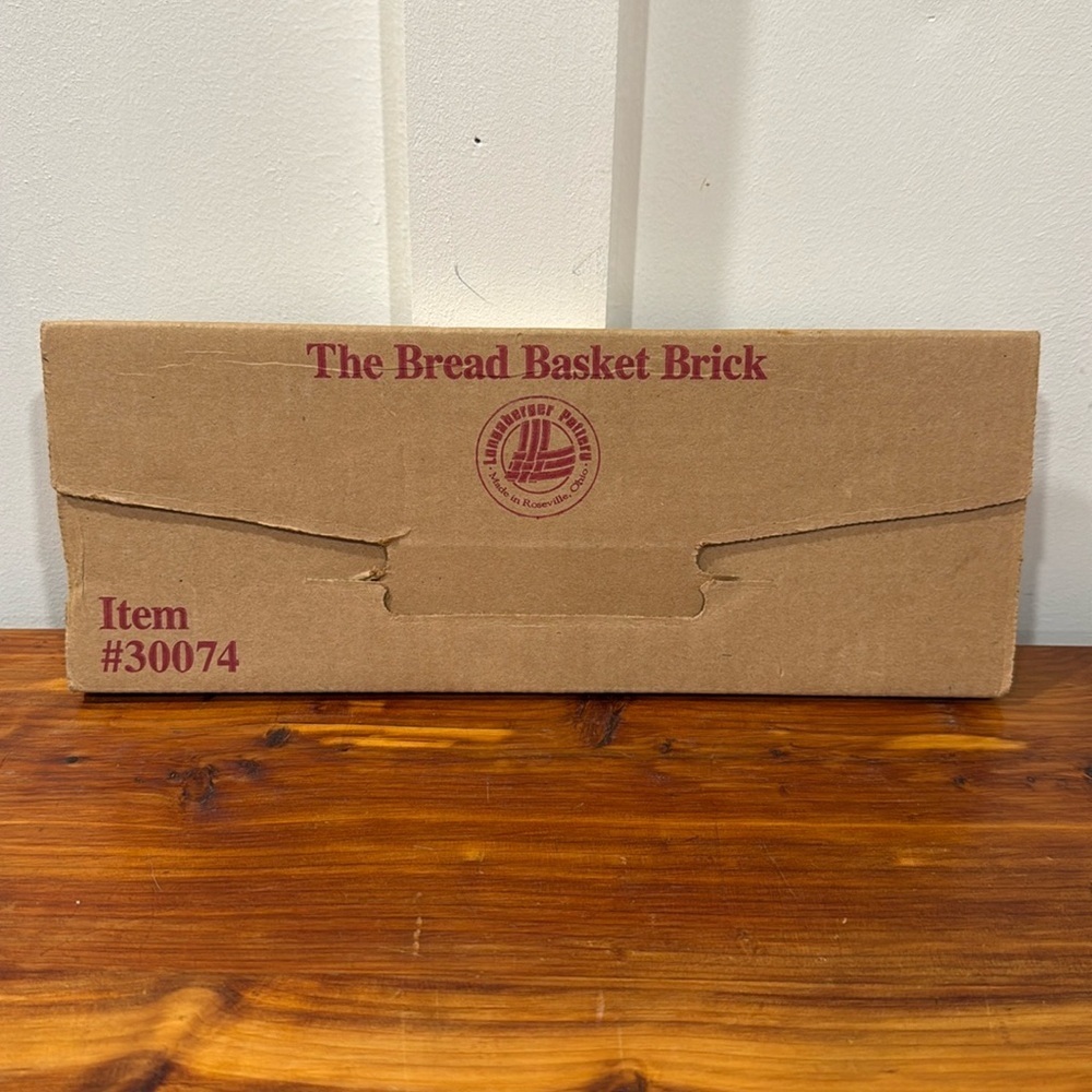 NIB The Pampered Chef The Bread Basket Brick